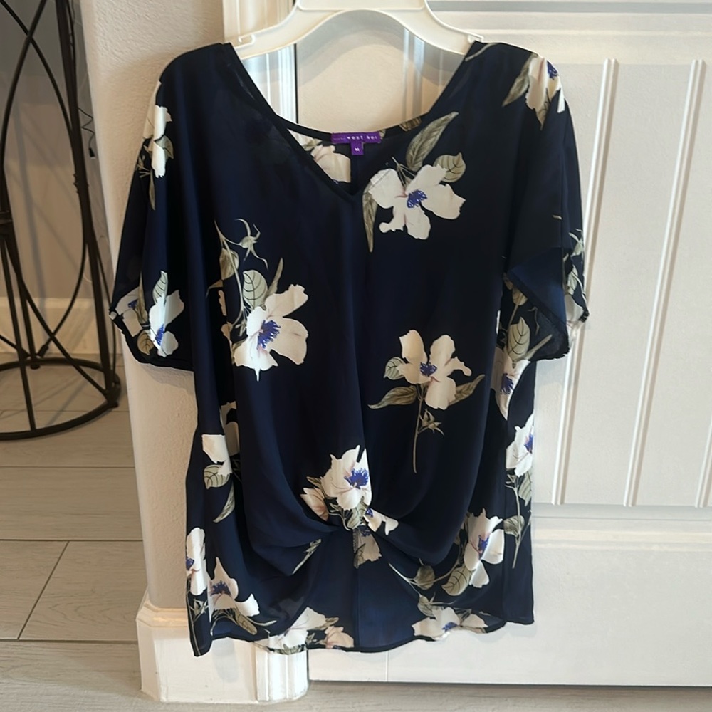 Floral tee